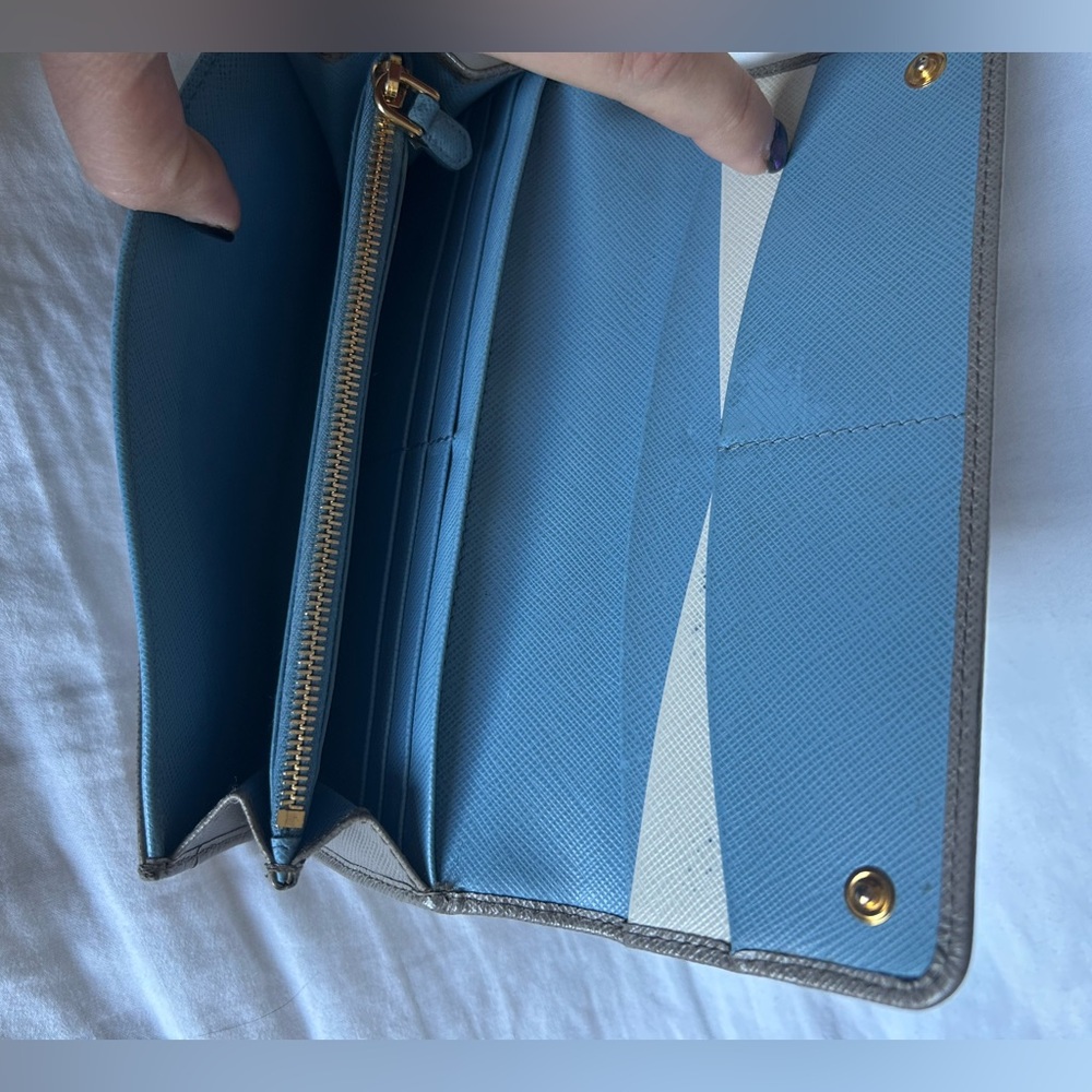 Prada Bicolor Saffiano Leather Continental Long Wallet - Astral
Blue & White - Picture 5 of 5
